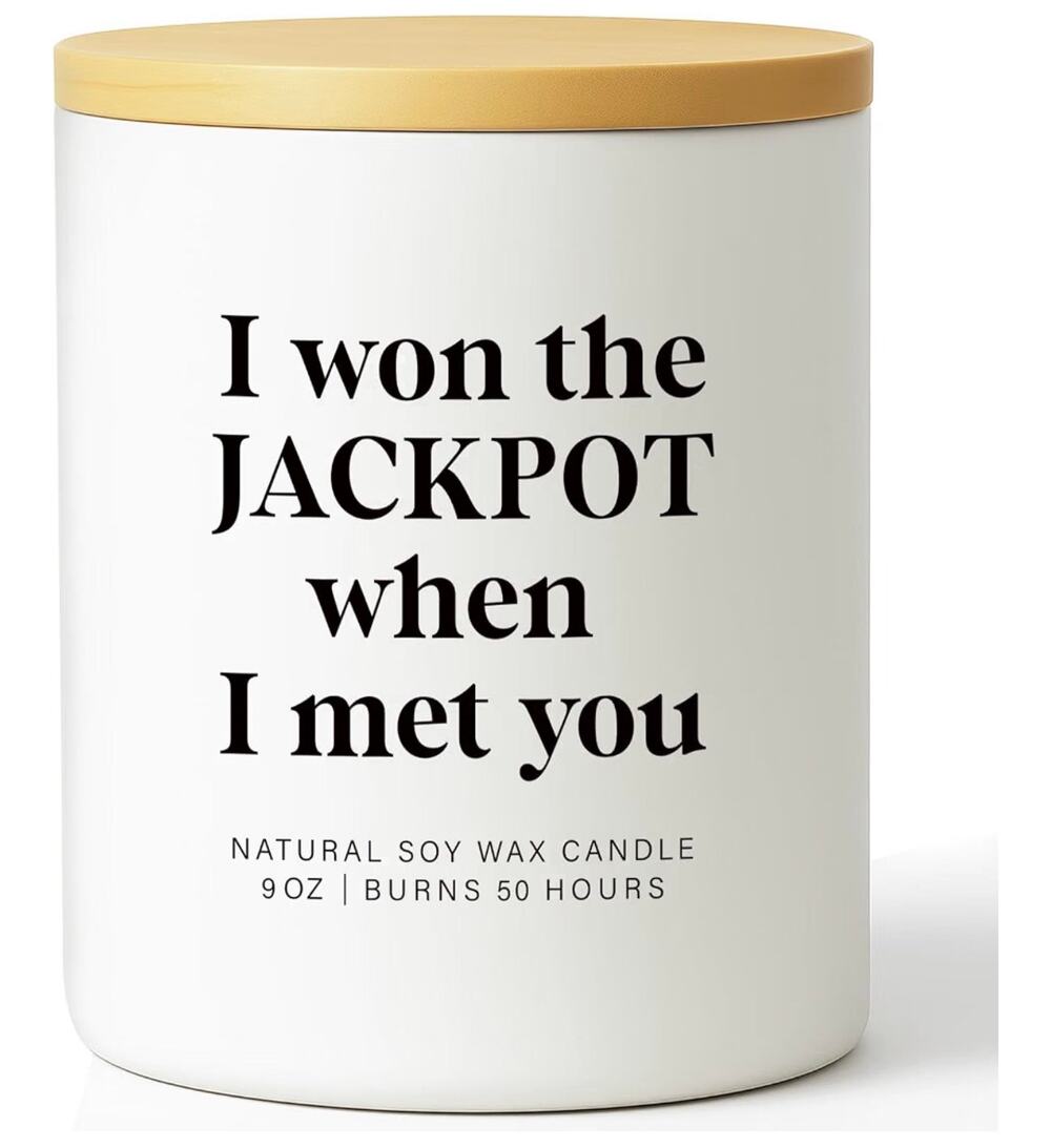 Lucky in Love Lavender Soy Candle 9oz 50 Hour Burn NIB Gift